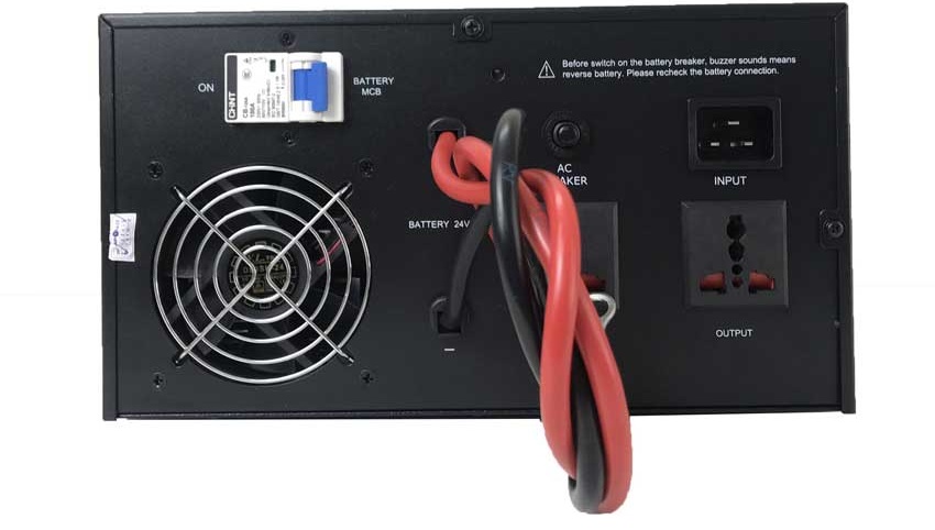mặt sau của bộ kích điện Inverter APOLLO HI2500 1500W