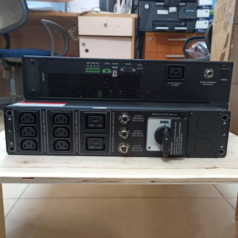 Bộ lưu điện Delta RT-5K UPS502R2RT0B035 5KVA/5KW (Pin Trong)