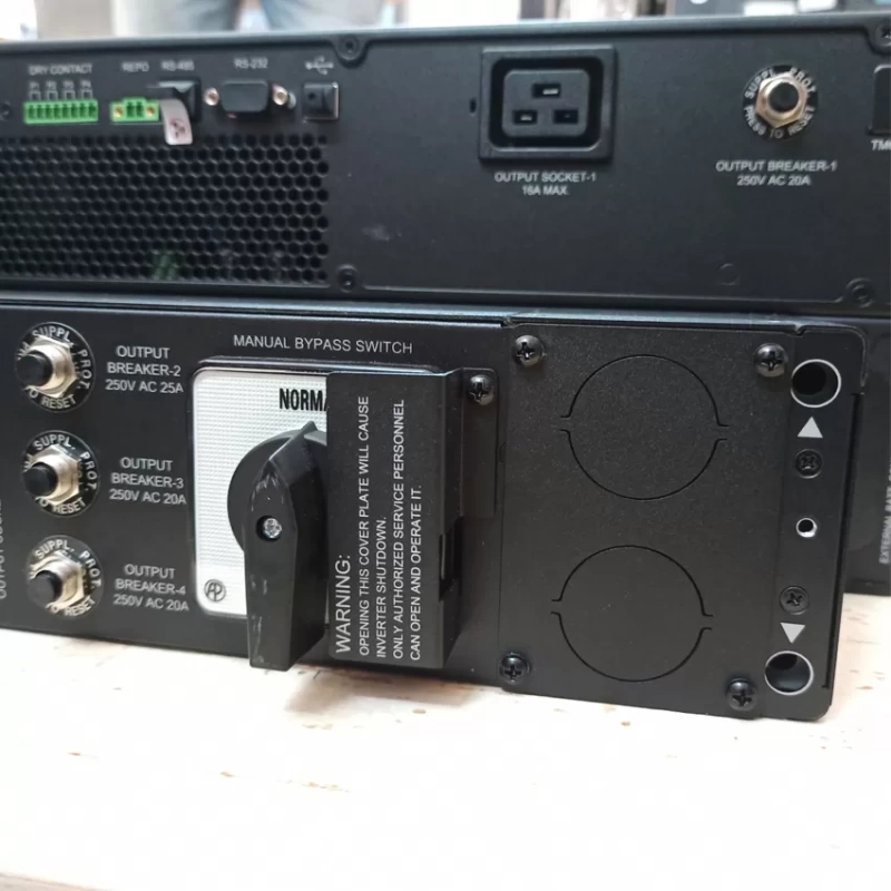 Bộ lưu điện Delta RT-5K UPS502R2RT0B035 5KVA/5KW (Pin Trong)