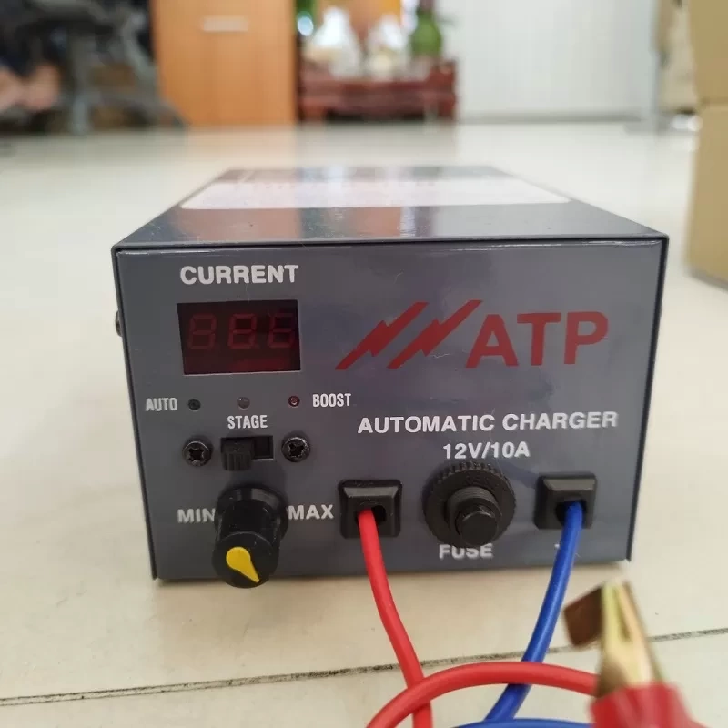 Máy sạc bình ắc quy tự động 12V/10A
