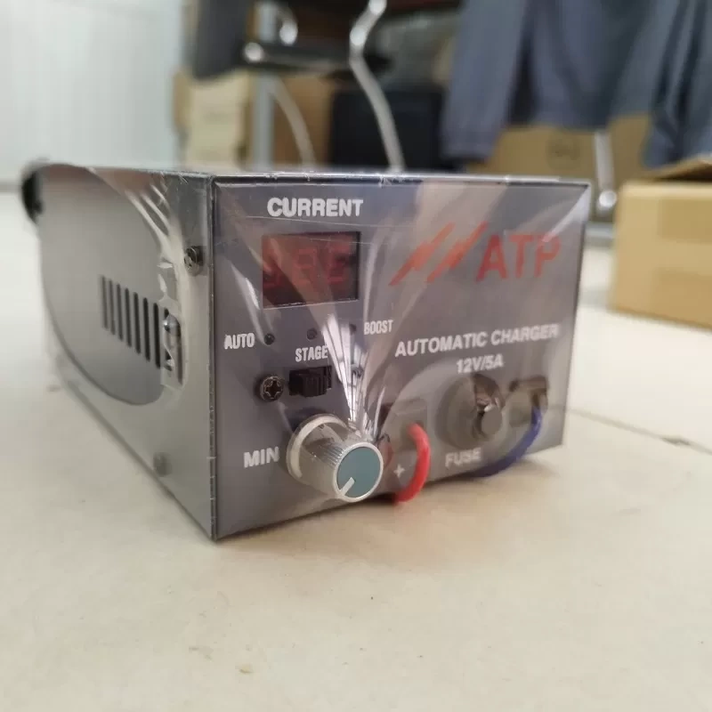 Máy sạc bình ắc quy tự động 12V/5A