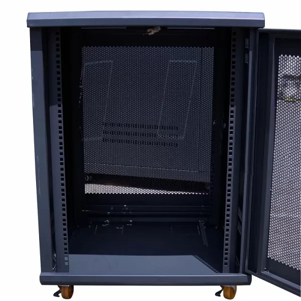 Tủ Rack TMC 15U Sâu D600 Màu Đen Cửa Lưới Có Bánh Xe TM156BM-B